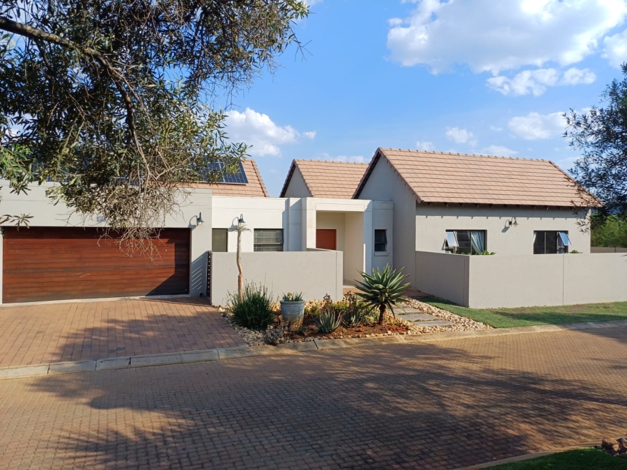 4 Bedroom Property for Sale in Leloko Lifestyle Estate North West